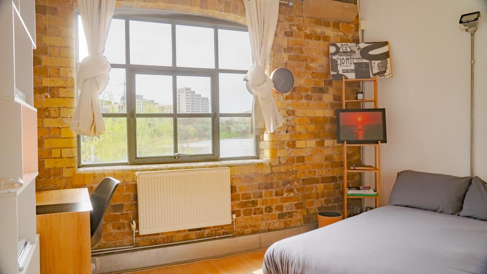 Loft Style Apartment Near O2, Abba Voyage, Excel Лондон Экстерьер фото