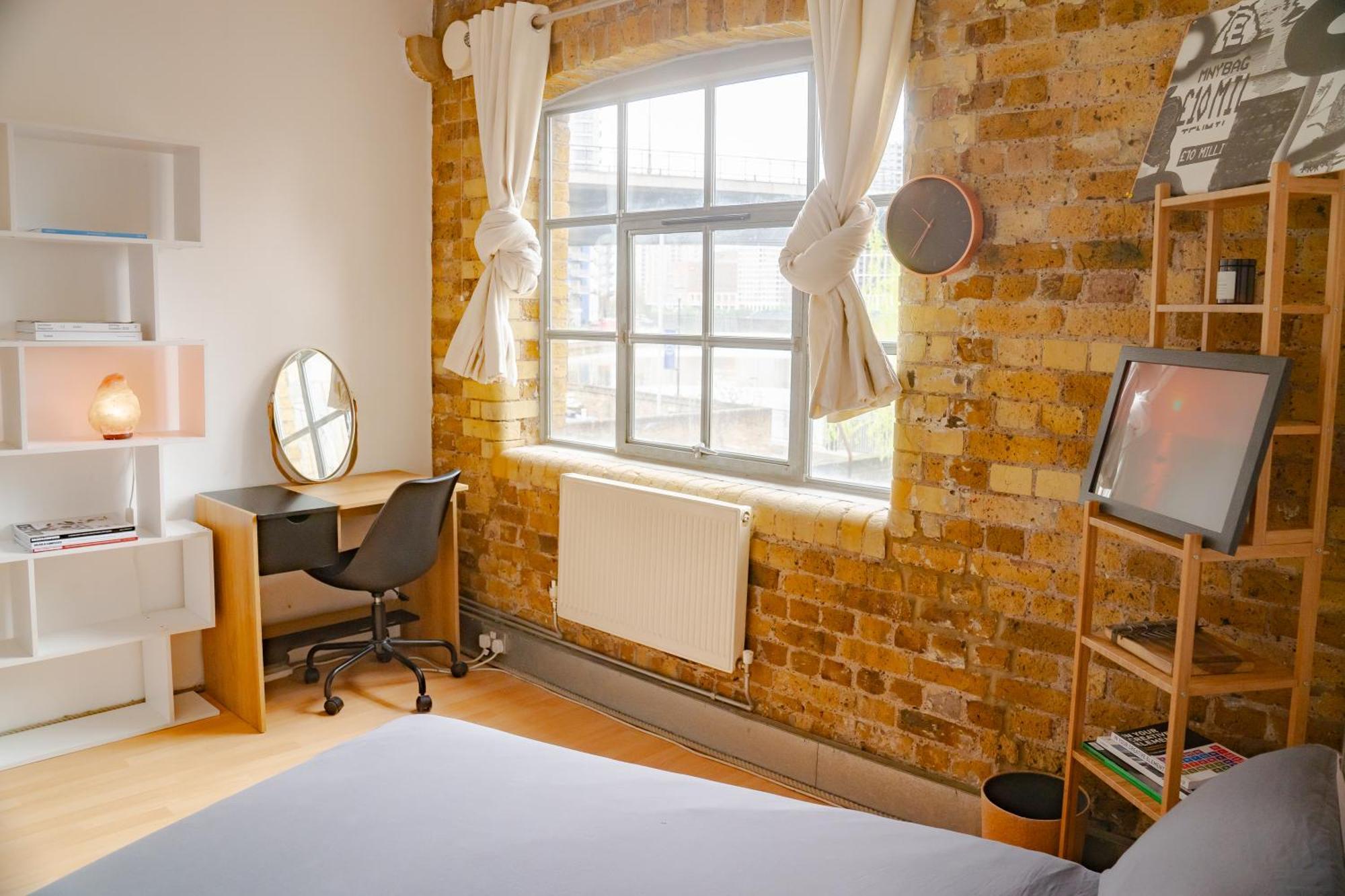 Loft Style Apartment Near O2, Abba Voyage, Excel Лондон Экстерьер фото